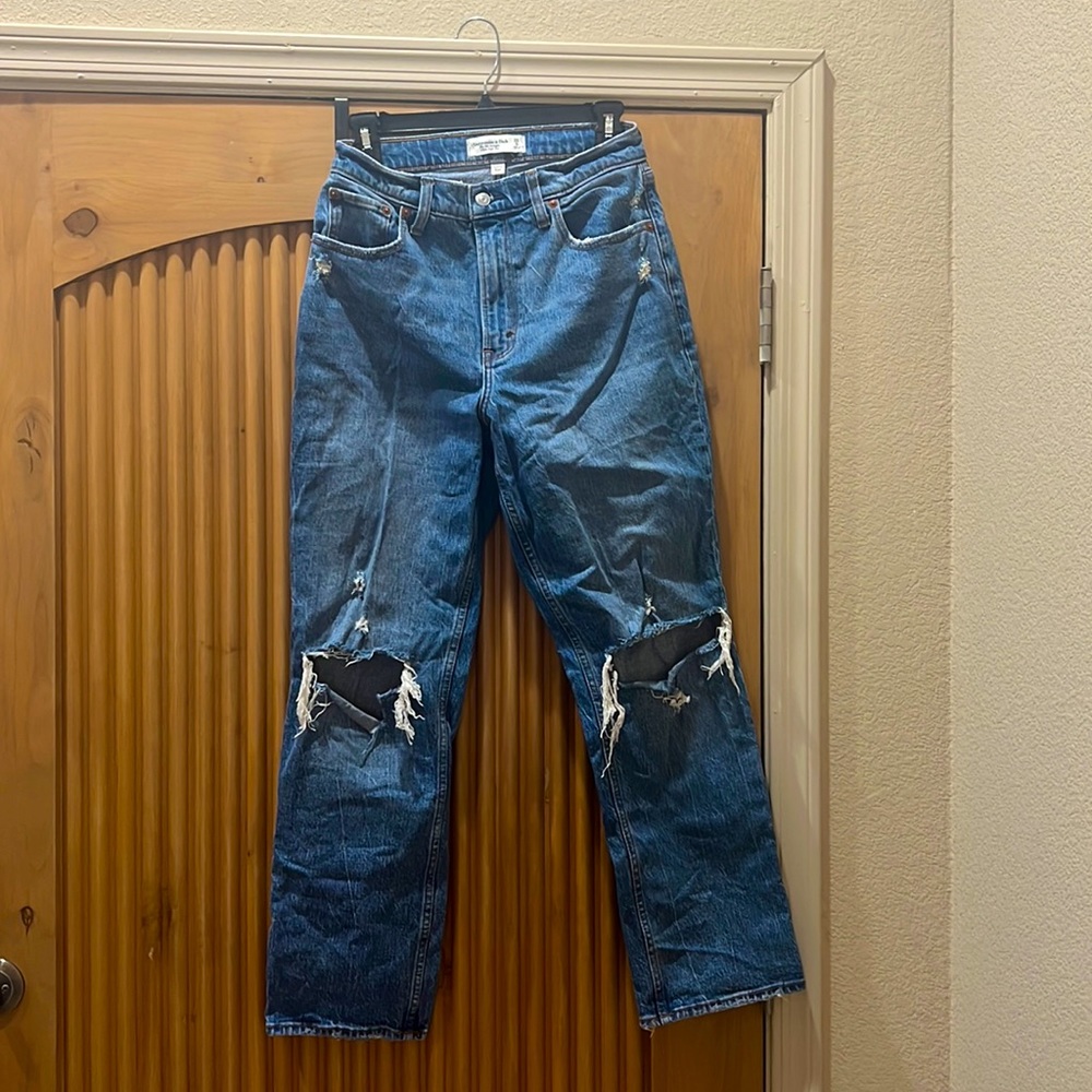 Abercrombie & Fitch Women’s Curve Love 90s Ultra High Rise Straight Jeans